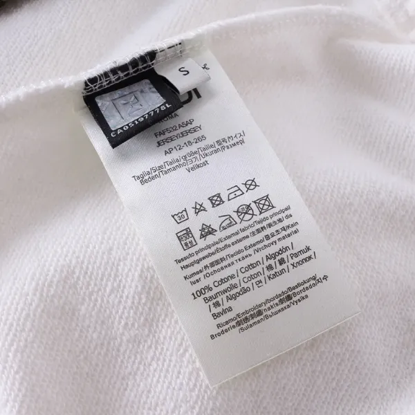 【2026】【FENDI  公式旗艦店】フェンディパーカー スウェット ご好評に付き再入荷！