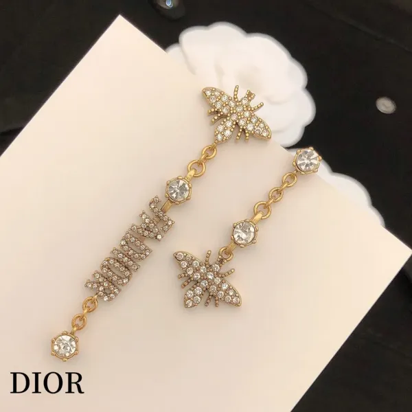 【2026】【DIOR】 ディオール   ファッションスタイルのイヤリング