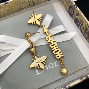 【2026】【DIOR】 ディオール   ファッションスタイルのイヤリング