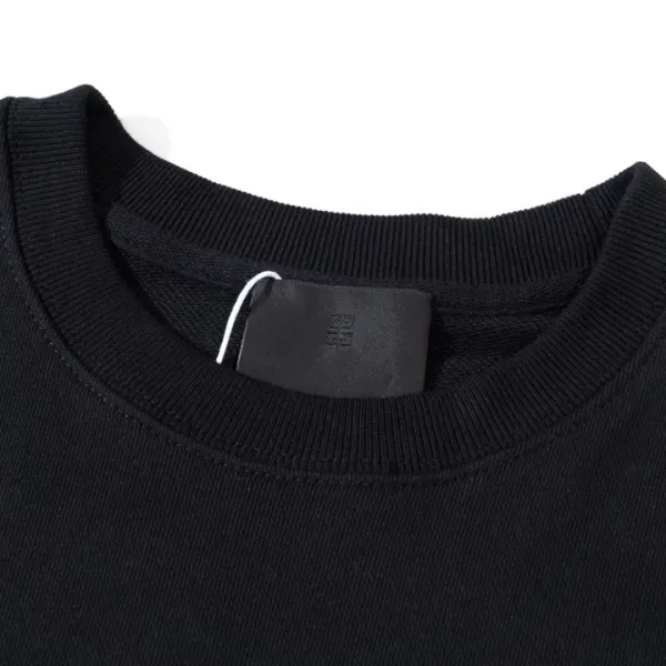 【2026】【GIVENCHY 公式旗艦店】ジバンシー  丸首の衛衣 ご好評に付き再入荷！