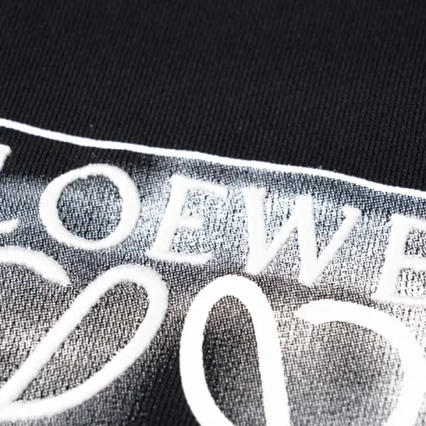 【2026】【LOEWE 公式旗艦店】ロエベ 丸首の衛衣 ご好評に付き再入荷！