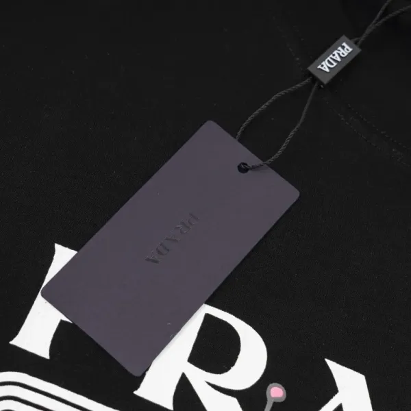 【2026】【PRADA 公式旗艦店】プラダ   Tシャツ ご好評に付き再入荷！