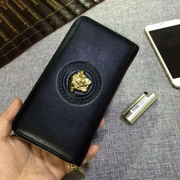 【2026】【VERSACE 公式旗艦店】ヴェルサーチ 財布   当日出荷 好評に付き再入荷！19*10*2.5CM