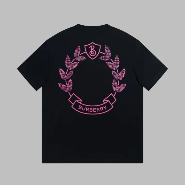 【2026】【BURBERRY 公式旗艦店】バーバリー   Tシャツ ご好評に付き再入荷！