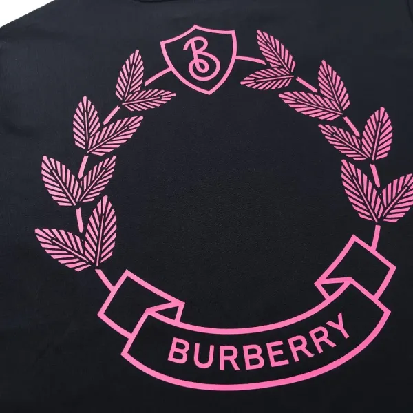 【2026】【BURBERRY 公式旗艦店】バーバリー   Tシャツ ご好評に付き再入荷！