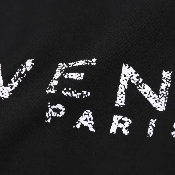 【2026】【GIVENCHY 公式旗艦店】ジバンシー   Tシャツ ご好評に付き再入荷！