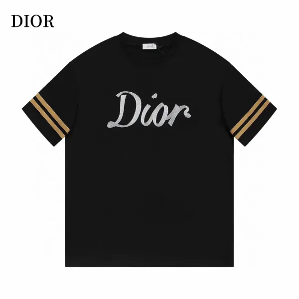 【2026】【DIOR 公式旗艦店】ディオール    Tシャツ ご好評に付き再入荷！
