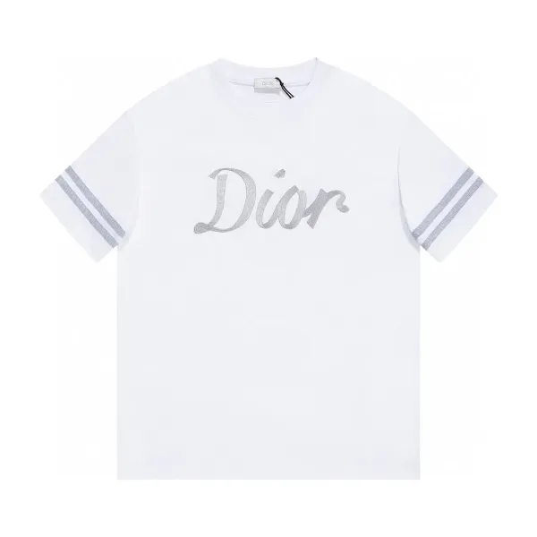 【2026】【DIOR 公式旗艦店】ディオール    Tシャツ ご好評に付き再入荷！