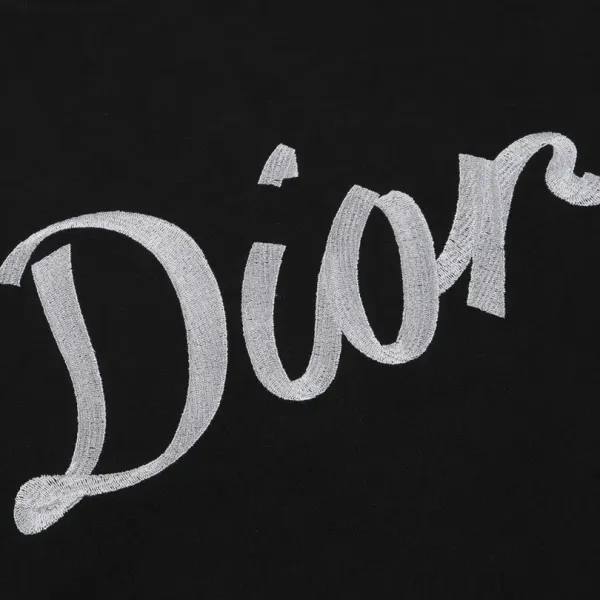 【2026】【DIOR 公式旗艦店】ディオール    Tシャツ ご好評に付き再入荷！