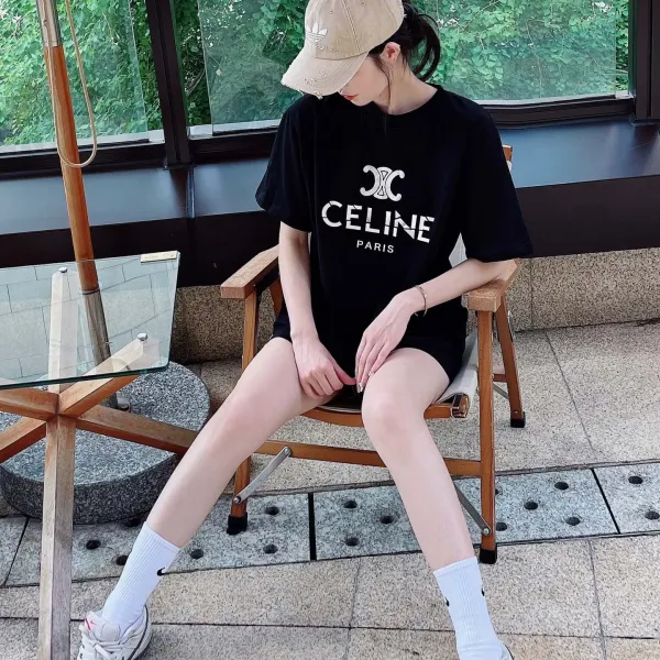 【2026】【CELINE  公式旗艦店】セリーヌ  Tシャツ ご好評に付き再入荷！