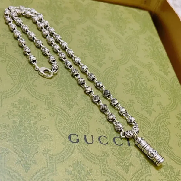 【2026】【GUCCI 】ネックレス、新しいネックレス万能シンプルファッションオーナメント 【2026】【GUCCI 】ネックレス、新しいネックレス万能シンプルファッションオーナメント