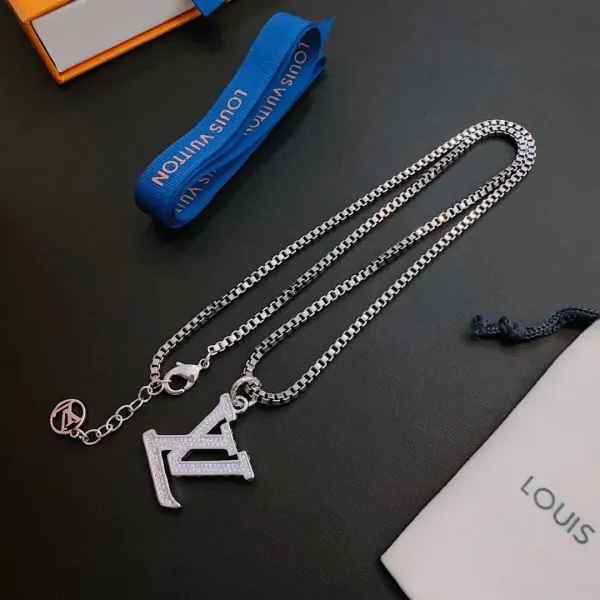 【2026】【LOUIS VUITTON】ネックレス、新しいネックレス万能シンプルファッションオーナメント