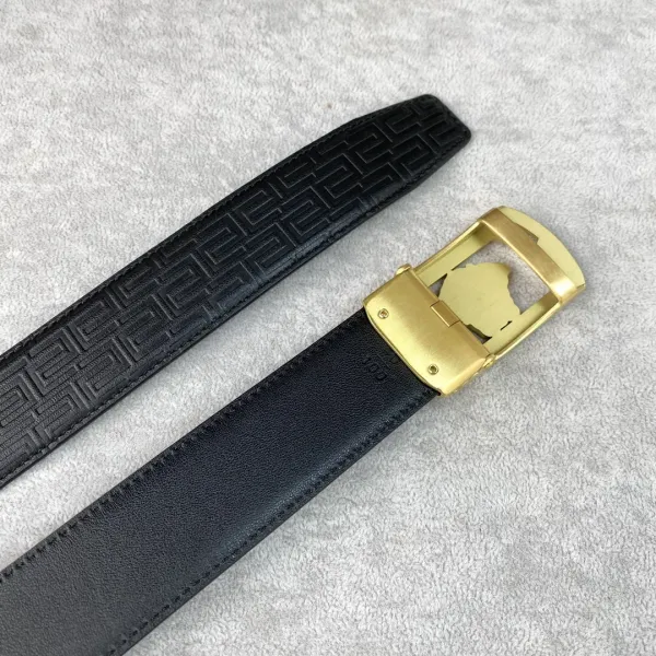【2026】【VERSACE】(ヴェルサーチ) 3.5cmベルト メンズ