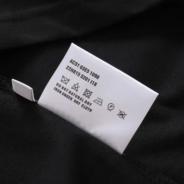 【2026】【PRADA  公式旗艦店】プラダ   Tシャツご好評に付き再入荷！