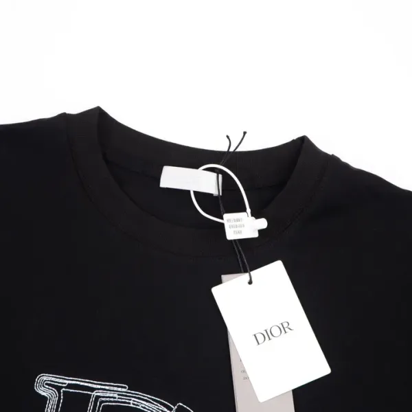 【2026】【DIOR 公式旗艦店】ディオール    Tシャツ ご好評に付き再入荷！
