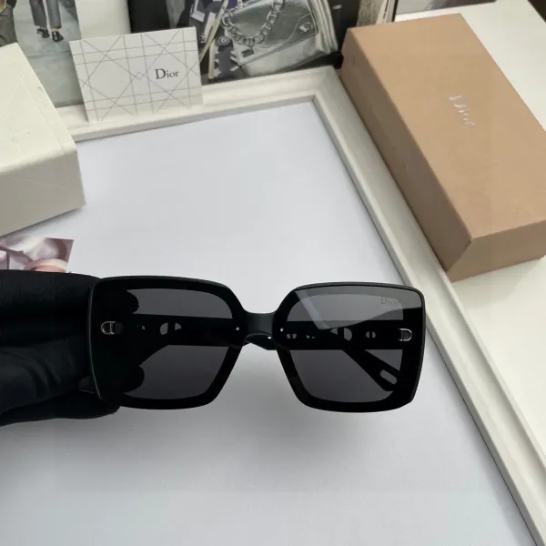 【2026】DIOR(ディオール) サングラス