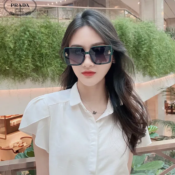 【2026】PRADA(プラダ) サングラス