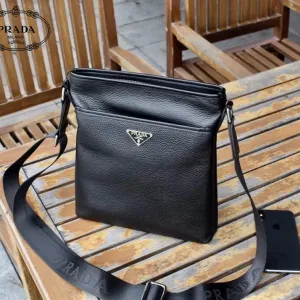【2026】【PRADA  公式旗艦店】プラダ  ショルダーバッグ 当日出荷 好評に付き再入荷25*27*5CM