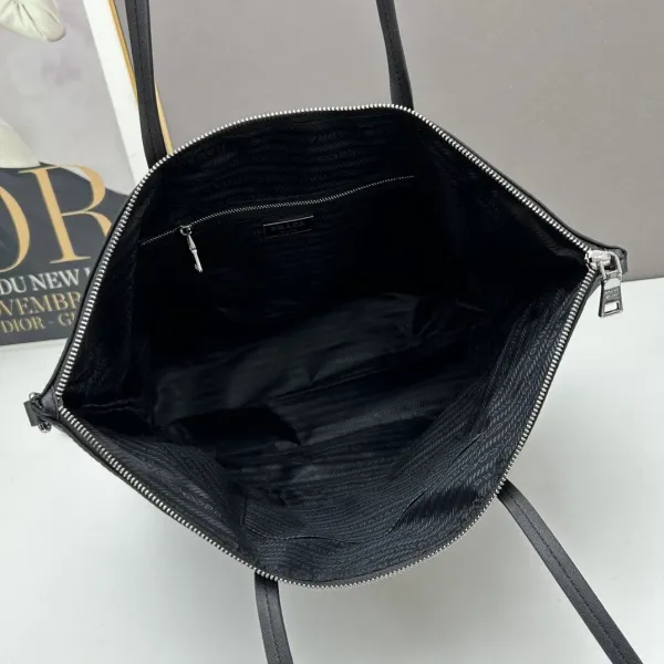 【2026】【PRADA  公式旗艦店】プラダ  ハンドバッグ 当日出荷 好評に付き再入荷36*34*13CM