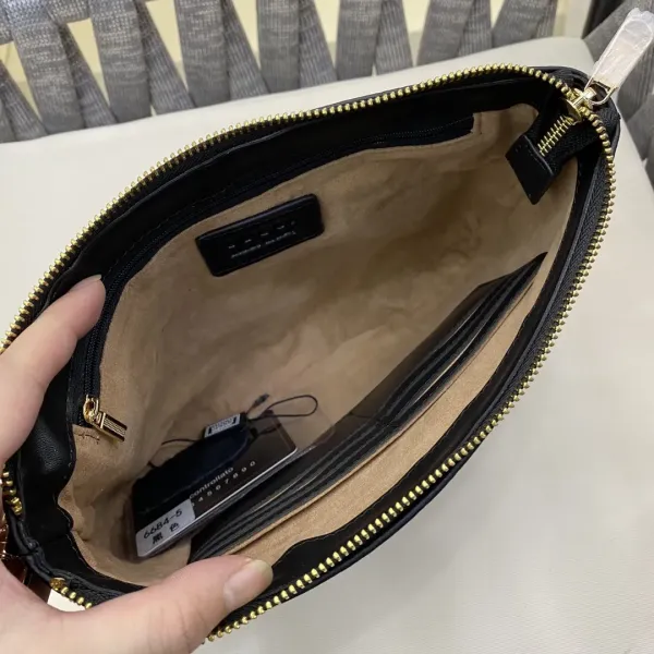 【2026】【GUCCI 公式 旗艦店】クッチ  クラッチバッグ 当日出荷 好評に付き再入荷！28*19*3CM