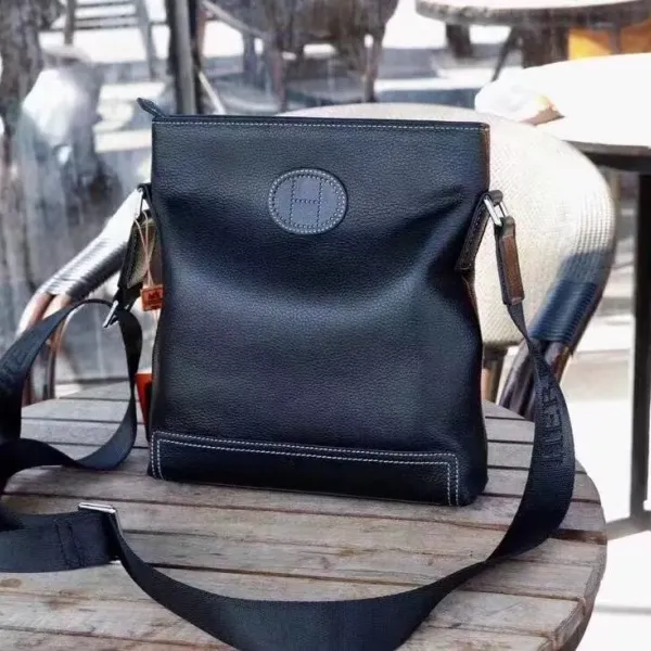 【2026】【HERMES   公式 旗艦店】エルメス  ショルダーバッグ 当日出荷 好評に付き再入荷！24*27*5.5CM