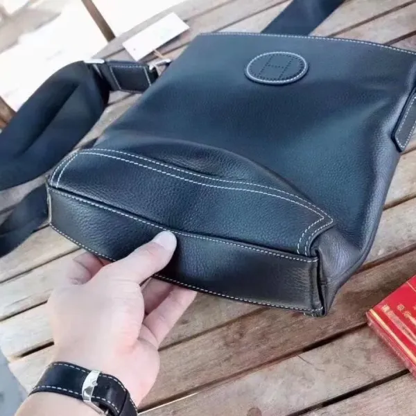 【2026】【HERMES   公式 旗艦店】エルメス  ショルダーバッグ 当日出荷 好評に付き再入荷！24*27*5.5CM