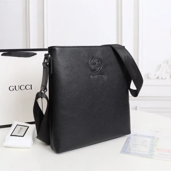 【2026】【GUCCI 公式 旗艦店】クッチ  ショルダーバッグ 当日出荷 好評に付き再入荷！25*27*6CM