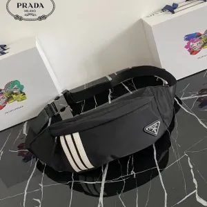 【2026】【PRADA 公式 旗艦店】プラダ  ウエストポーチ 当日出荷 好評に付き再入荷！26*12*7CM