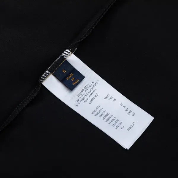 【2026】【LOUIS VUITTON  公式旗艦店】ルイヴィトン  Tシャツ  ご好評に付き再入荷！