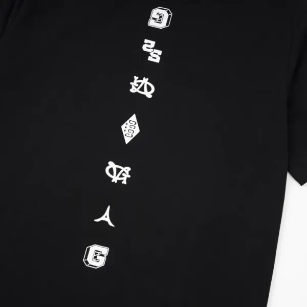 【2026】【GIVENCHY 公式旗艦店】ジバンシー   Tシャツ ご好評に付き再入荷！