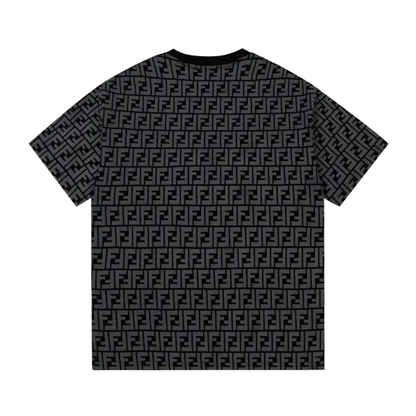 【2026】【FENDI  公式旗艦店】フェンディ   Tシャツ ご好評に付き再入荷！