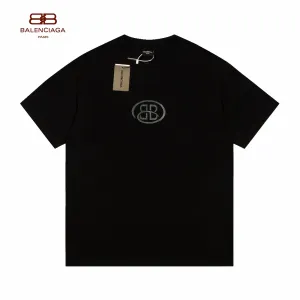 【2026】【BALENCIAGA  公式旗艦店】 バレンシアガ    Tシャツ ご好評に付き再入荷！
