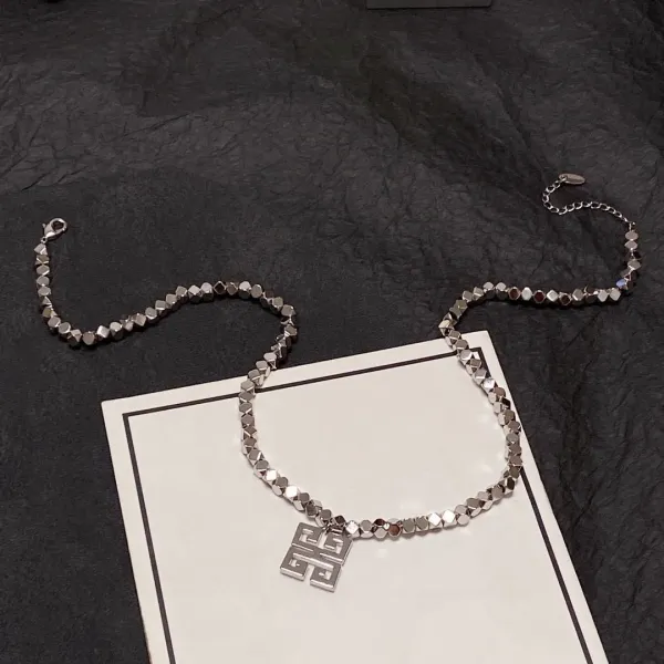 【2026】【GIVENCHY 】ネックレス、新しいネックレス万能シンプルファッションオーナメント 【2026】【GIVENCHY 】ネックレス、新しいネックレス万能シンプルファッションオーナメント