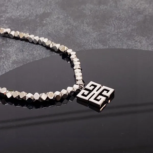 【2026】【GIVENCHY 】ネックレス、新しいネックレス万能シンプルファッションオーナメント 【2026】【GIVENCHY 】ネックレス、新しいネックレス万能シンプルファッションオーナメント
