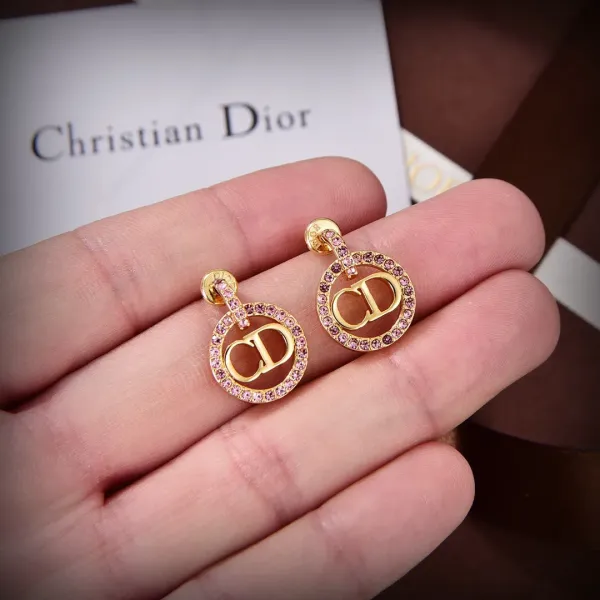 【2026】【DIOR】ディオール  ファッションスタイルのイヤリング