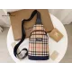 【2026】【BURBERRY 公式旗艦店】バーバリー 胸ポケット 当日出荷 好評に付き再入荷!30*17.5*5CM 【2026】【BURBERRY 公式旗艦店】バーバリー 胸ポケット 当日出荷 好評に付き再入荷!30*17.5*5CM