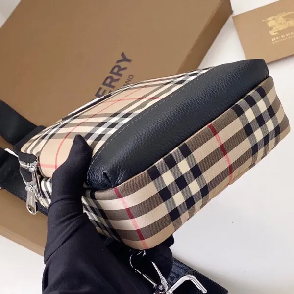 【2026】【BURBERRY 公式旗艦店】バーバリー 胸ポケット 当日出荷 好評に付き再入荷!30*17.5*5CM 【2026】【BURBERRY 公式旗艦店】バーバリー 胸ポケット 当日出荷 好評に付き再入荷!30*17.5*5CM