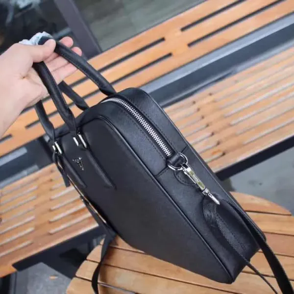 【2026】【PRADA  公式旗艦店】プラダ  ブリーフケース当日出荷 好評に付き再入荷！39*30*6.5CM