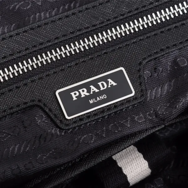 【2026】【PRADA  公式旗艦店】プラダ   ハンドバッグ  当日出荷 好評に付き再入荷！40*36*13CM