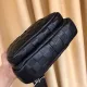 【2026】【LOUIS VUITTON  公式 旗艦店】 ルイヴィトン   胸ポケット当日出荷 好評に付き再入荷！30*18*7CM