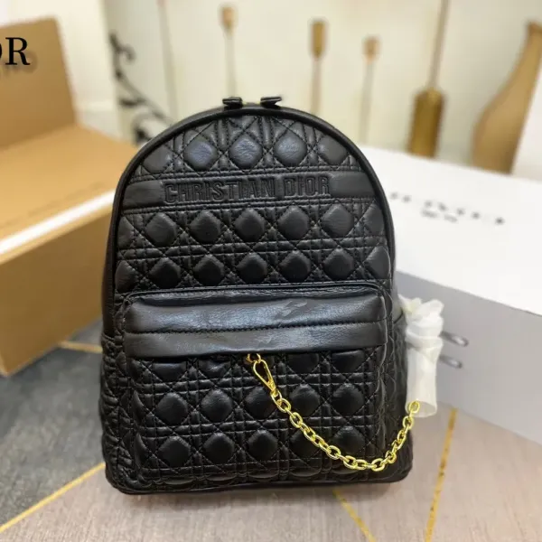 【2026】【DIOR  公式旗艦店】 ディオール リュックサック 当日出荷 好評に付き再入荷！26*30CM