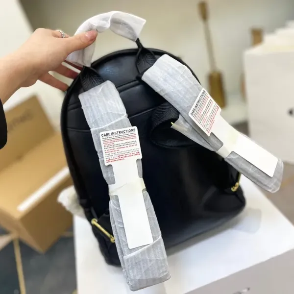 【2026】【DIOR  公式旗艦店】 ディオール リュックサック 当日出荷 好評に付き再入荷！26*30CM