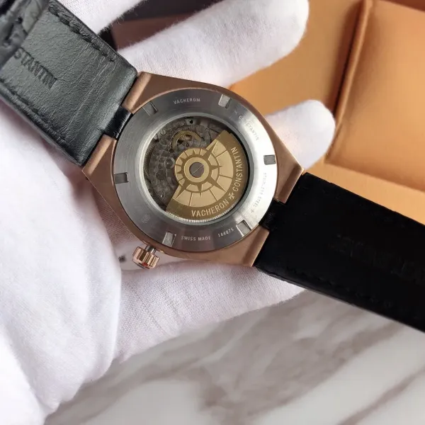 【2026】VACHERON  CONSTANTIN (ヴァシュロン・コンスタンタン)  腕時計42MM