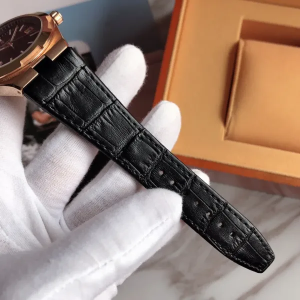 【2026】VACHERON  CONSTANTIN (ヴァシュロン・コンスタンタン)  腕時計42MM