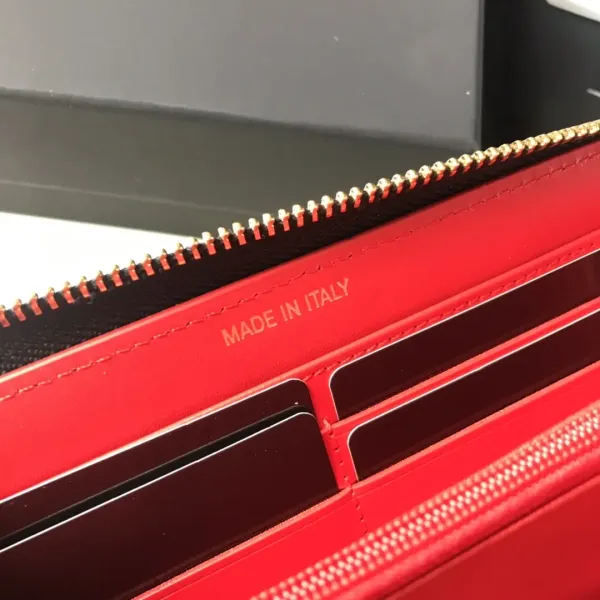 【2026】【CHANEL 公式 旗艦店】シャネル 財布   当日出荷 好評に付き再入荷！10*19.5*2.5cm