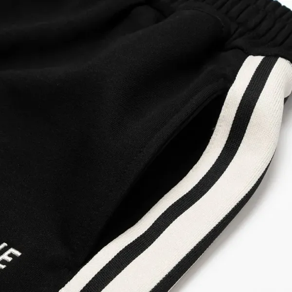 【2026】【CELINE   公式旗艦店】セリーヌ   ショートパンツ  ご好評に付き再入荷！