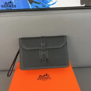 【2026】【HERMES  公式旗艦店】エルメス  クラッチバッグ 当日出荷 好評に付き再入荷！26*17CM