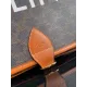 【2026】【CELINE 公式 旗艦店】セリーヌ  ショルダーバッグ   出荷 好評に付き再入荷！31*24*9CM