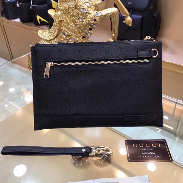 【2026】【GUCCI 公式 旗艦店】クッチ  クラッチバッグ 当日出荷 好評に付き再入荷！29*19CM