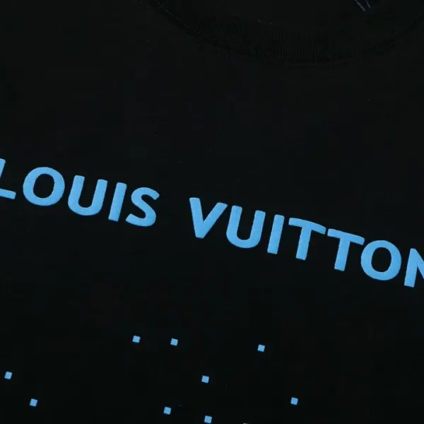 【2026】【LOUIS VUITTON  公式旗艦店】ルイヴィトン   Tシャツ ご好評に付き再入荷！